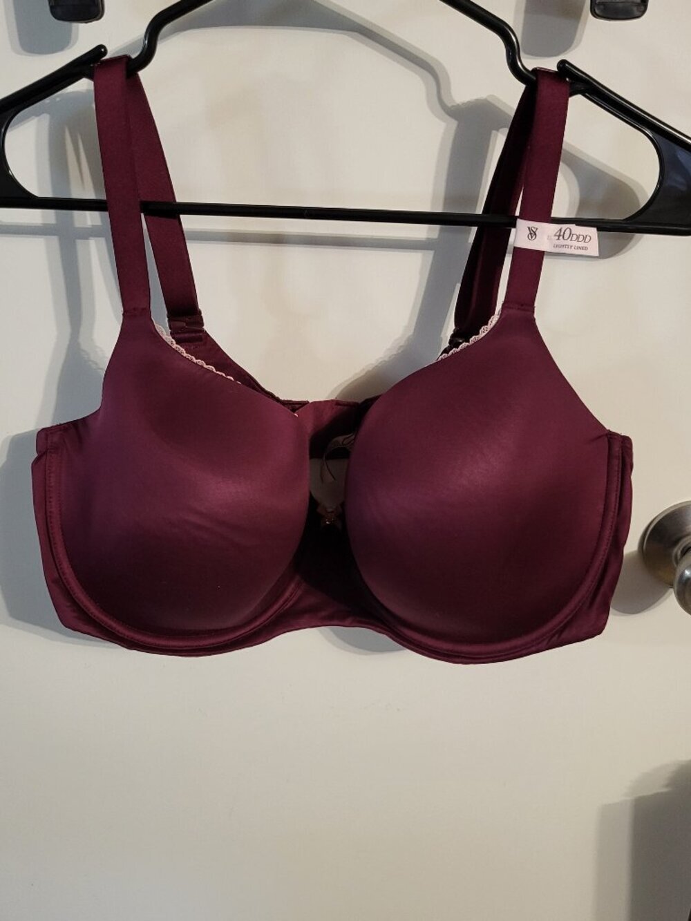 VICTORIAS SECRET BURGUNDY BRA SZ 40DDD